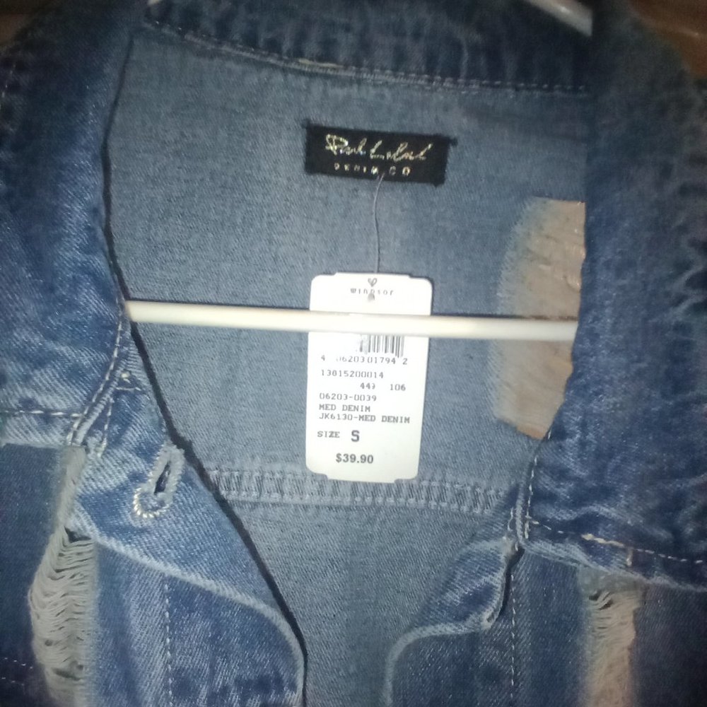 Distressed Denim jacket - Picture 2 of 3